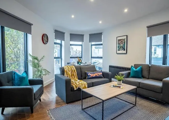 Amazing 2 Bedrooms I Brighton Station I Sleep 6 I Rh1