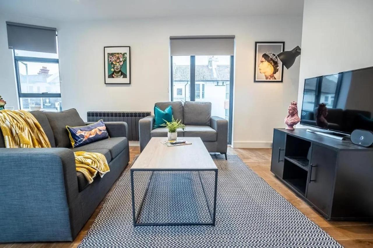 Amazing 2 Bedrooms I Station I Sleep 6 I Rh1 Apartment Brighton